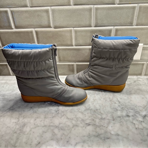 Vintage Retro Fashion Gray Snow Boot Wedge Size 7 - Picture 6 of 10